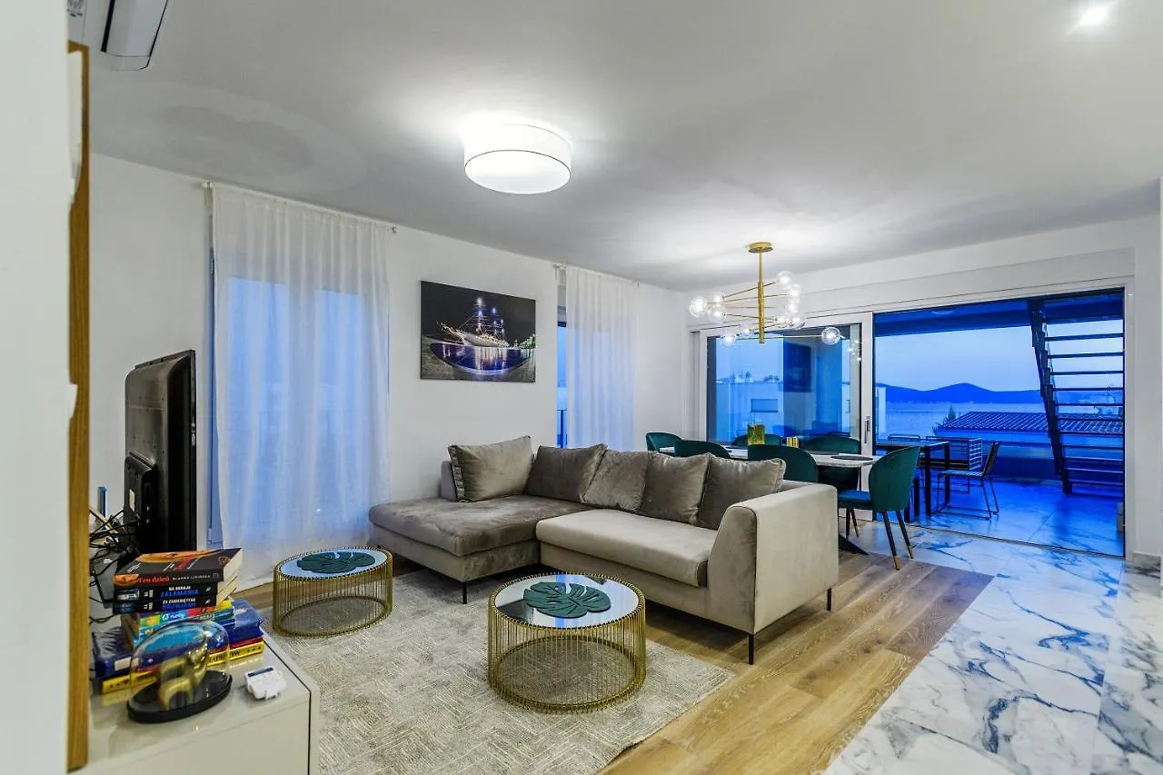 Luxury Penthouse Marina - Sukosan 아파트 0*,