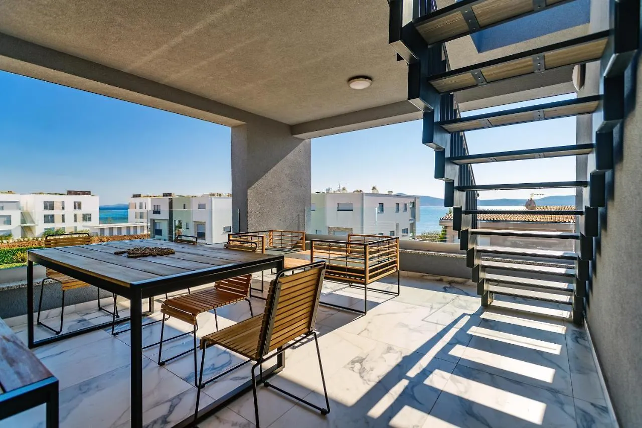 Luxury Penthouse Marina - Sukosan 아파트